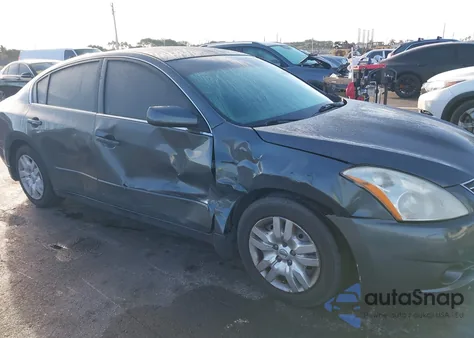 2010 Nissan Altima 2.5 S из США, поврежденный, VIN 1N4AL2AP5AC106808